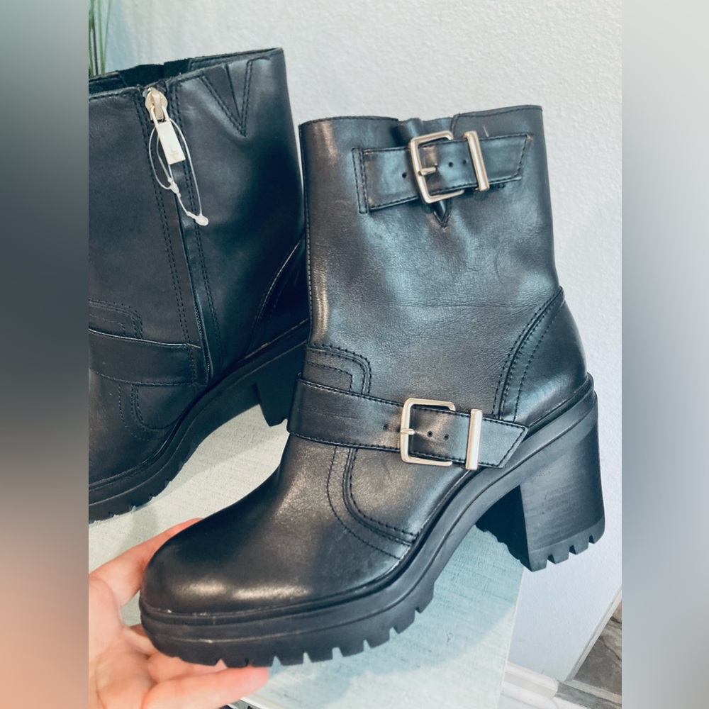 NWOT Kenneth Cole Rhode Heel Buckle PG Polar Grip Black Leather Boots 8.5 - Picture 4 of 16